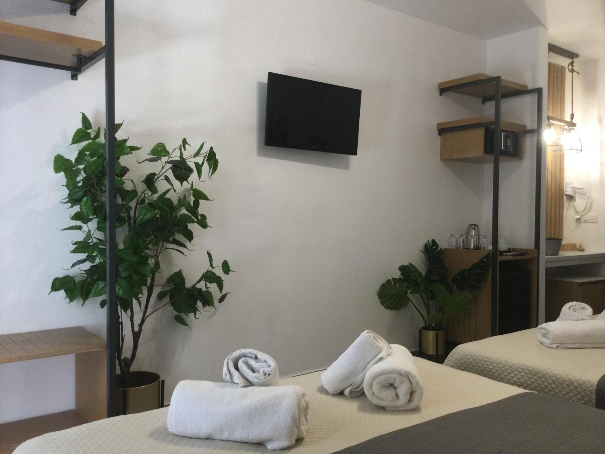 Hotel Sweet Home Neos Marmaras Bagian luar foto