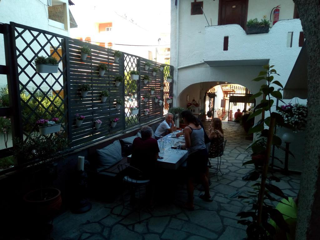 Hotel Sweet Home Neos Marmaras Bagian luar foto